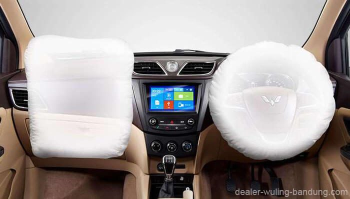 Dual Front SRS Airbags