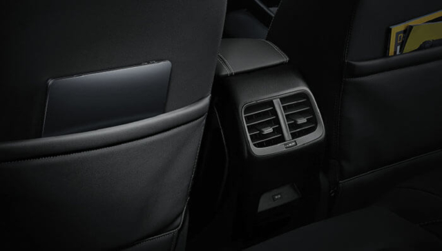 rear-seat-pocket