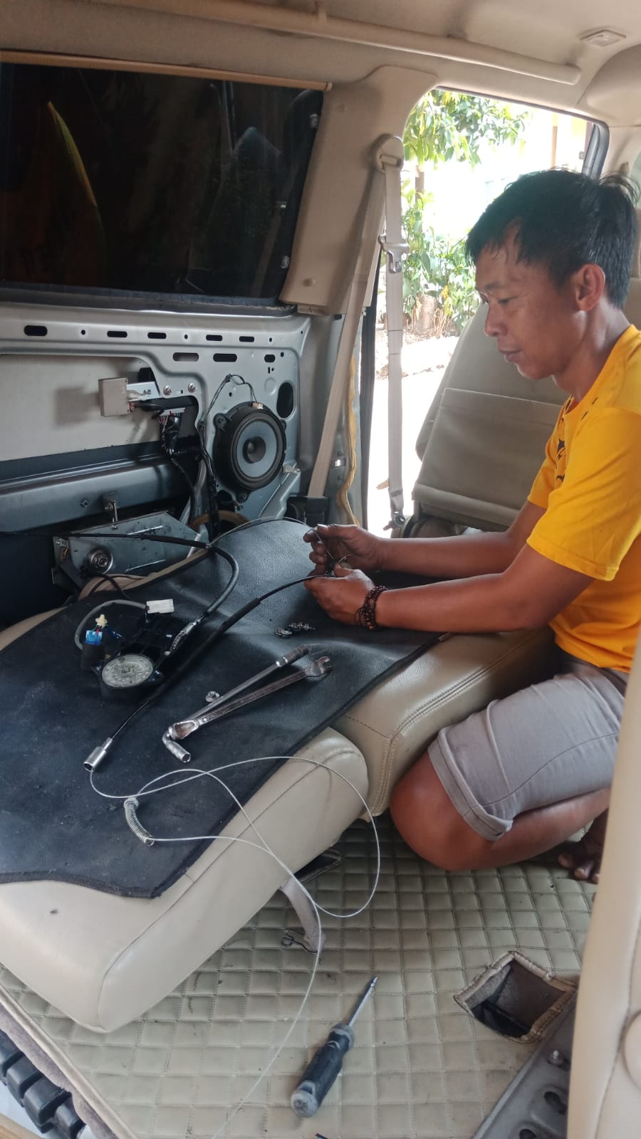 servis power window
