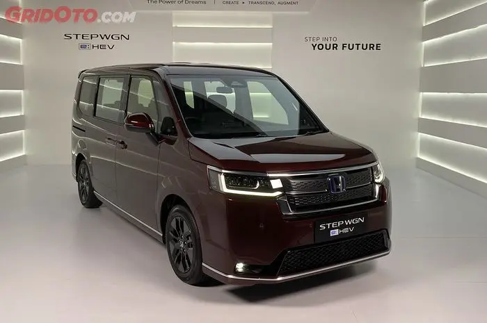 BEGINI RASANYA DUDUK DI JOK PALING BELAKANG HONDA STEP WGN HYBRID